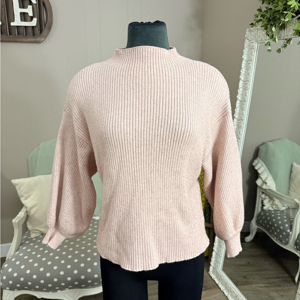 Line & Dot • Ribbed Alder Sweater - Picture 9 of 16